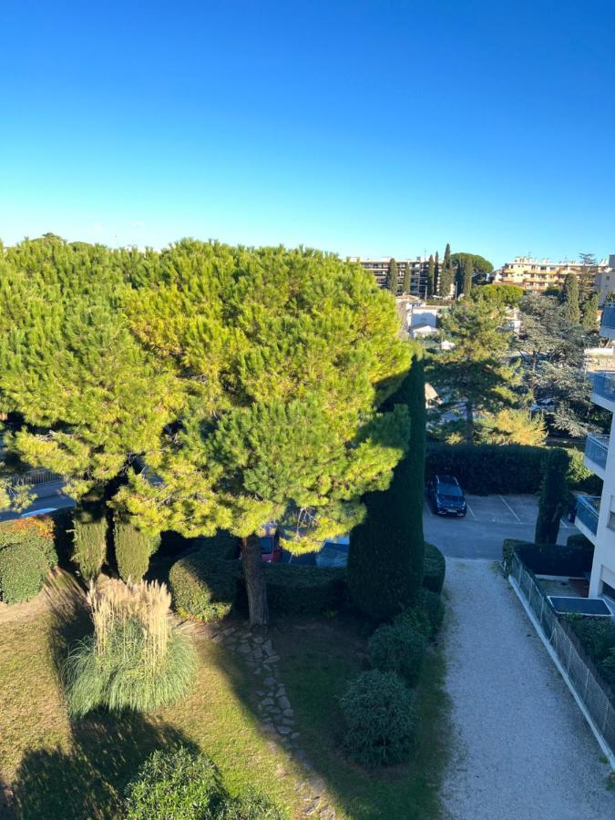 Superbe Studio En Residence Proche De La Mer Cagnes-sur-Mer Luaran gambar